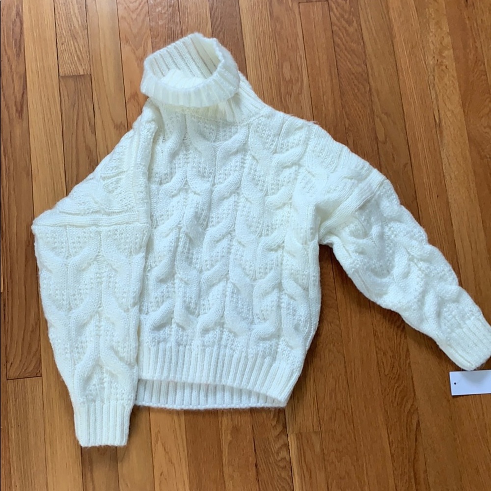 White cropped turtle neck sweater